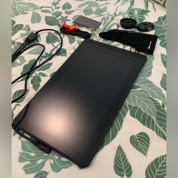 Huion kamvas 13 drawing tablet - Picture 2 of 5